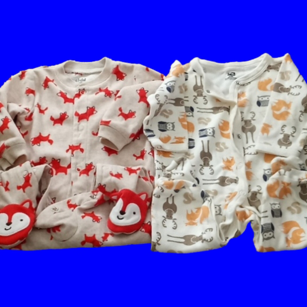 2 Pair of Footed Bodysuits 3-6mos
